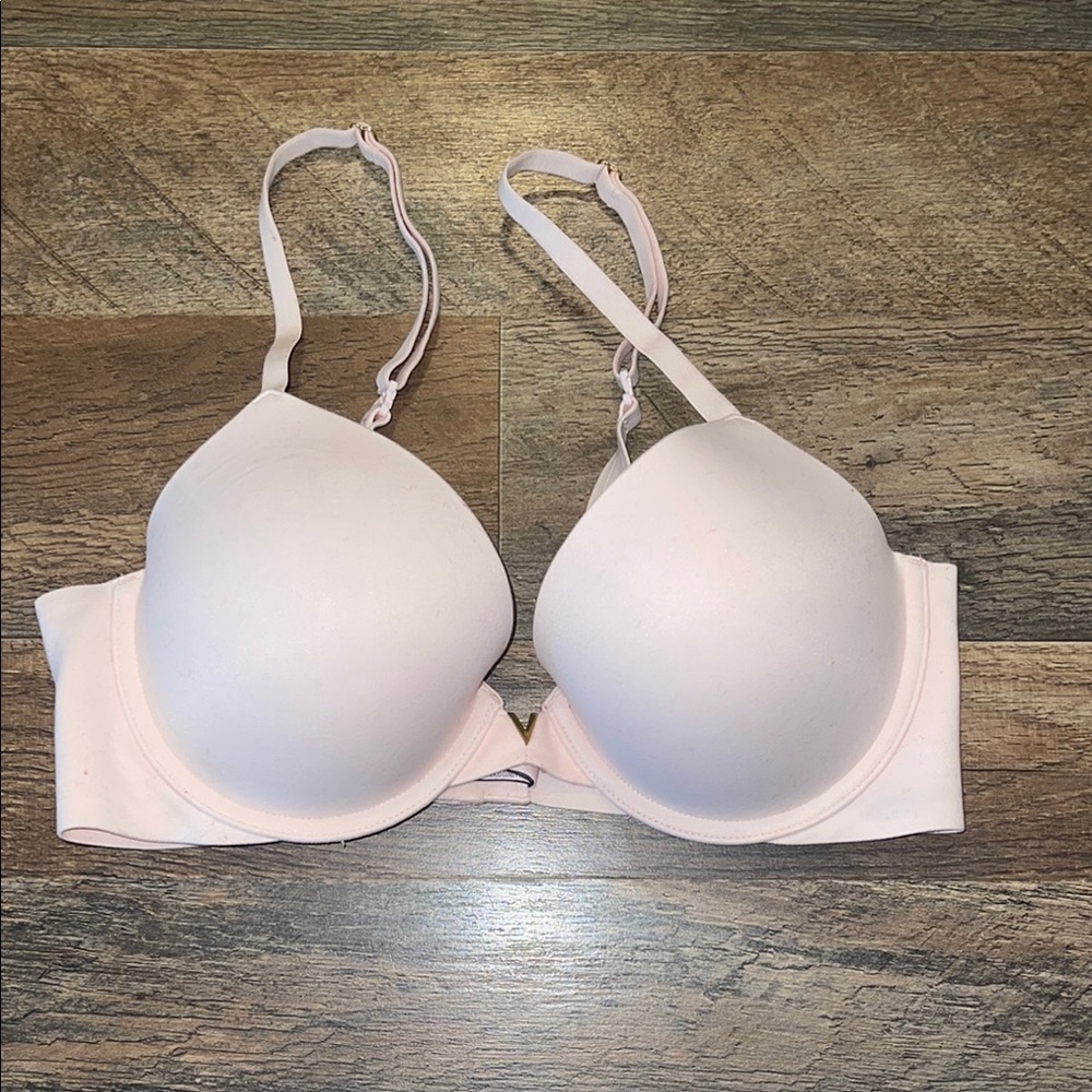 Victoria’s Secret light Pink Perfect Shape Bra size 34C